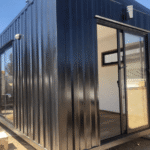 Conteneur Modulaire Noyer 6x3m – 18m²