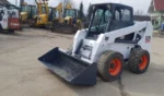 Machine de chantier hydraulique Bobcat S220 – Chargeuse compacte professionnelle – Image 2