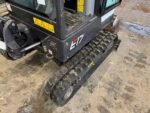Mini Pelle BOBCAT E17 + 3 Godets GEITH – 1,71T – 2021 (Pelle de chantier, non destinée au transport de passagers) – Image 11