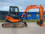 HITACHI ZX50 + 3 GODETS – Mini Pelle 4.5T
