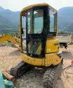KOMATSU PC30MR + 3 GODETS – Mini Pelle 3,4T – Image 3
