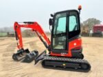 KUBOTA U27-4 NEUVE + 3 GODETS – Mini Pelle 2,6T – Image 2