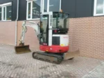 TAKEUCHI TB23R + 3 GODETS – Mini Pelle 2,6T – Image 2