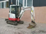 TAKEUCHI TB23R + 3 GODETS – Mini Pelle 2,6T – Image 3